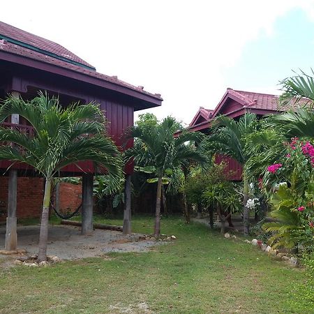 Khmer House Bungalow Hotell Kep Exteriör bild